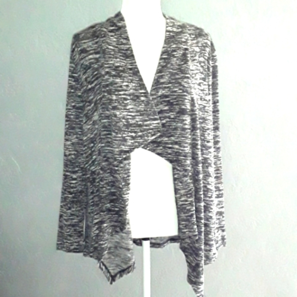 Signature weekend Top